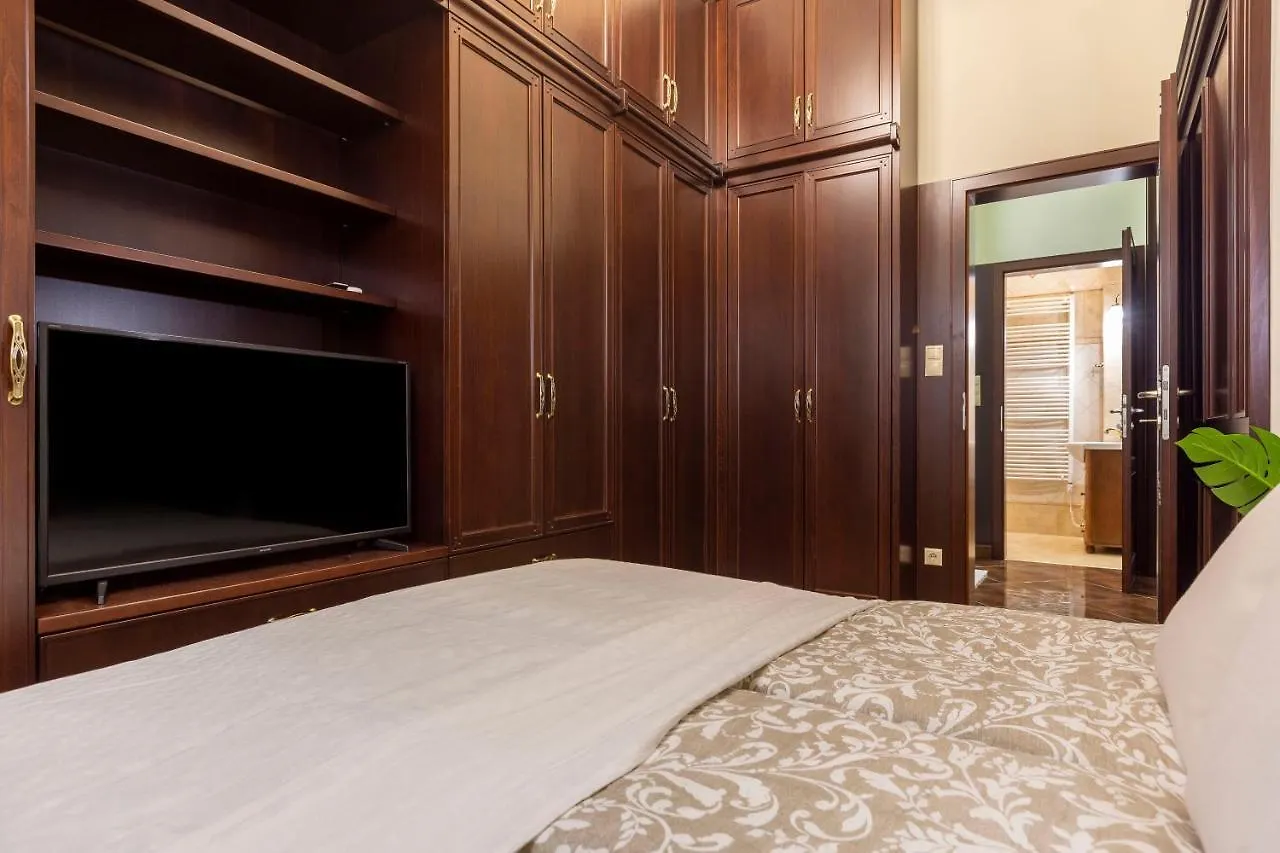 Exclusive Eotvos Apartment Budapest